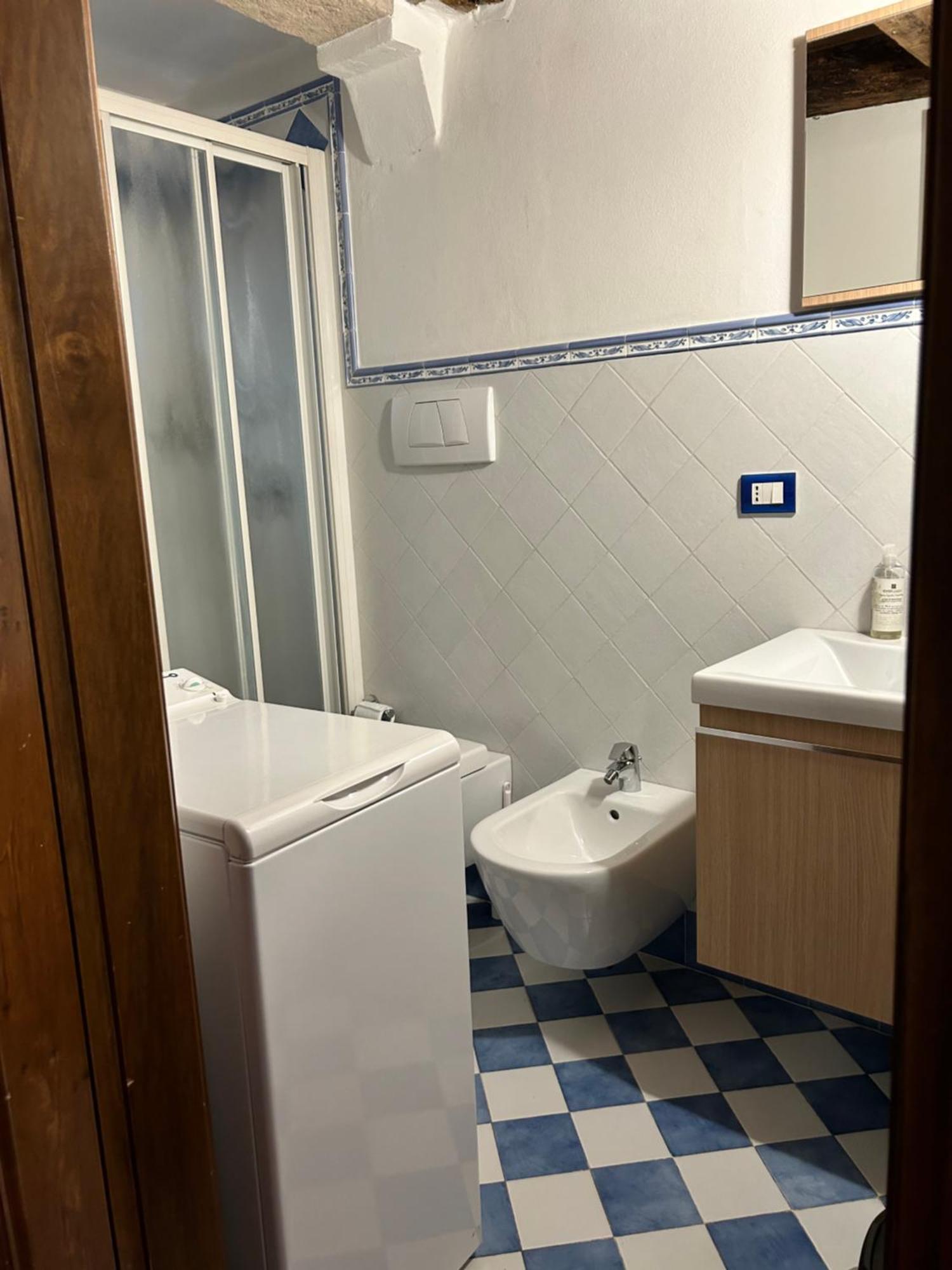 Apartamento con 1 dormitorio - Anexo